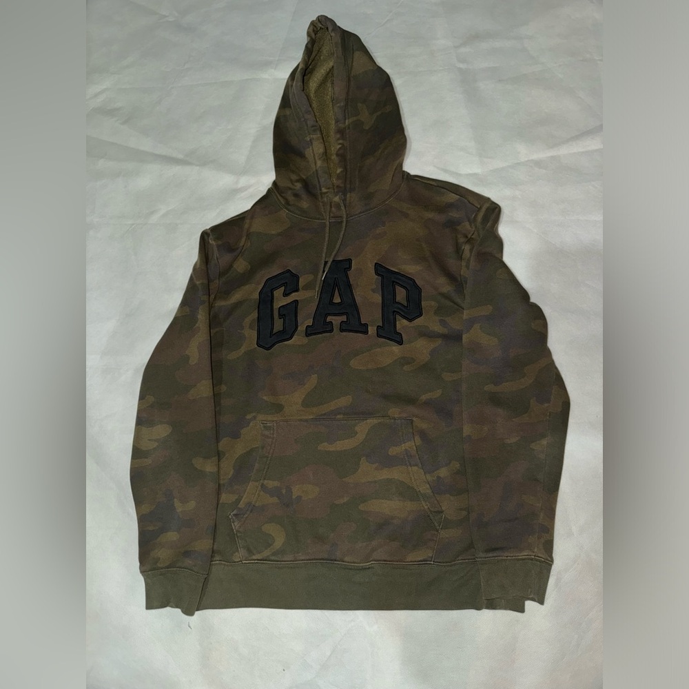 Gap hoodie size M